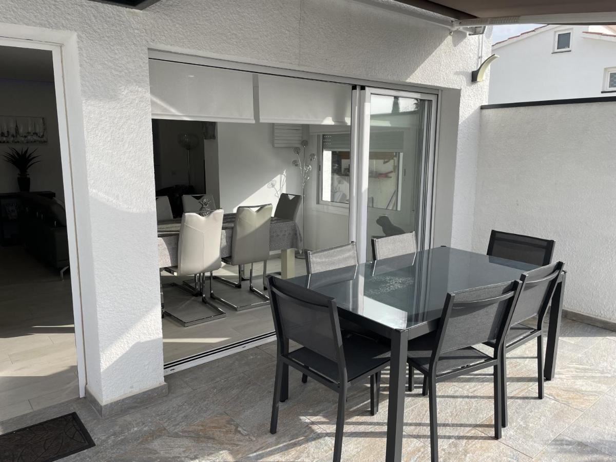 הוילה Montsia 7 Casa Con Piscina Privada, Roses, Mas Bos מראה חיצוני תמונה